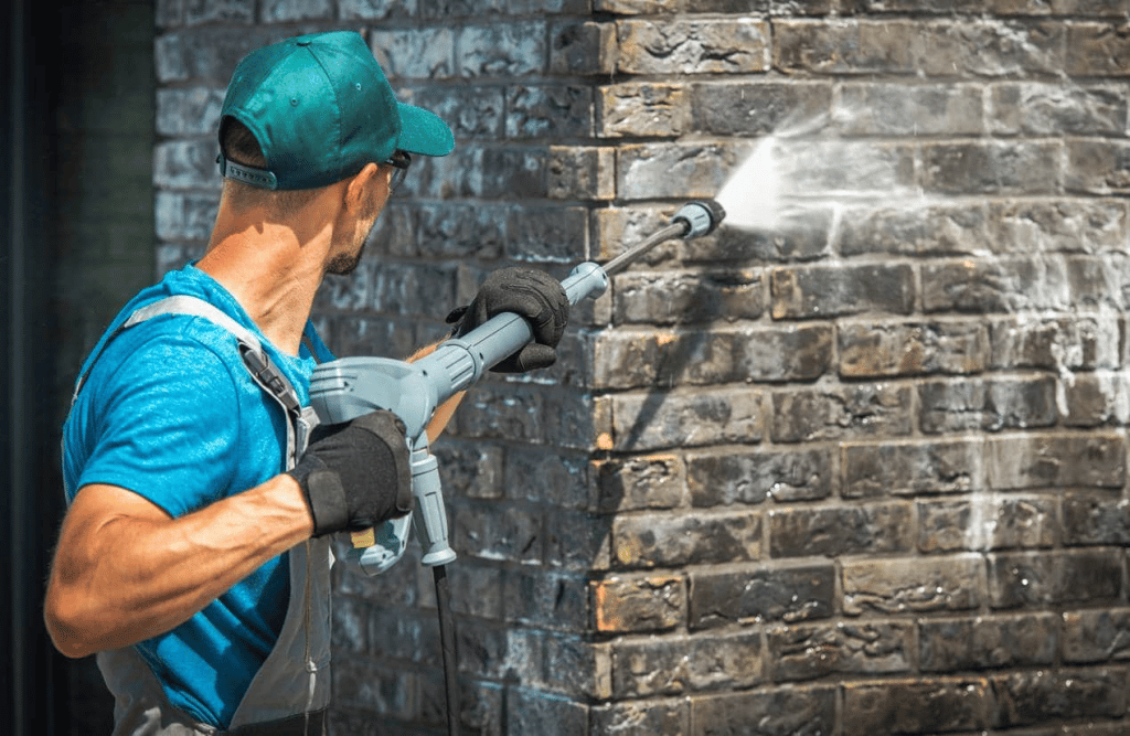 Nettoyeur haute pression pour mur